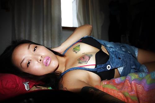 Tattooed Asian Teen porn pictures