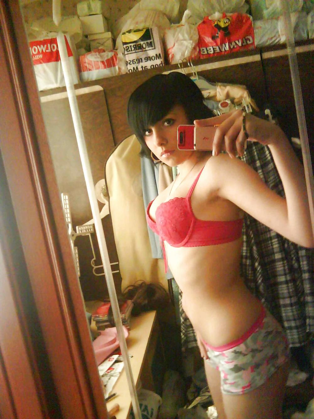 my collection 37 : little emo selfshot porn pictures