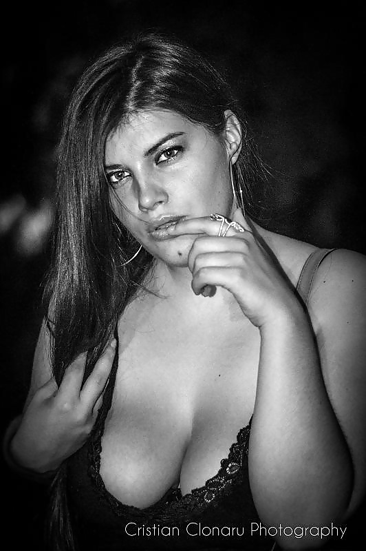 Romanian Huge Tits Amateur 39 porn pictures