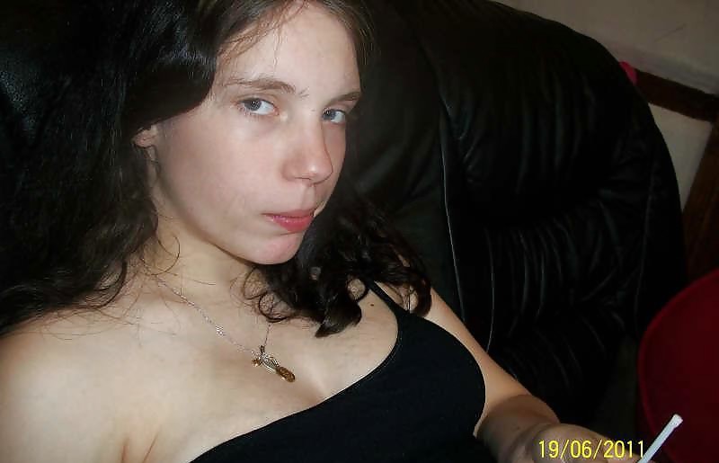 FRENCH SLUT - New horny young amateur bitch 2011 - Angelique porn pictures