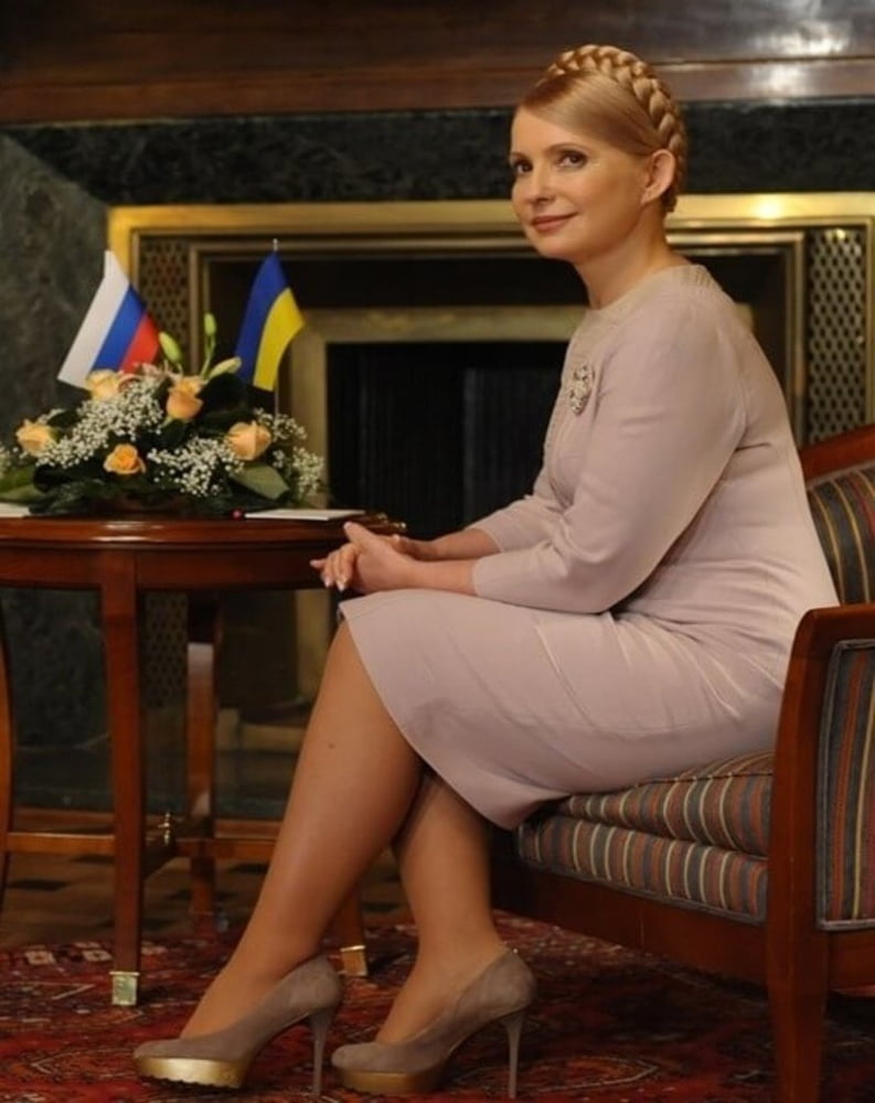 Непревзойденная фигура ног Юлии Тимошенко: баланс красоты и силы