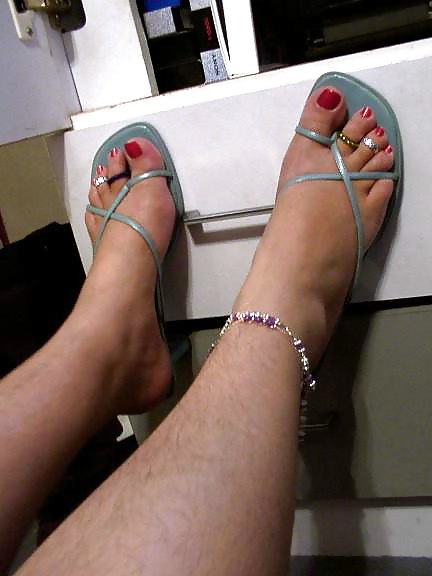 Wife perfect feet 17 porn pictures