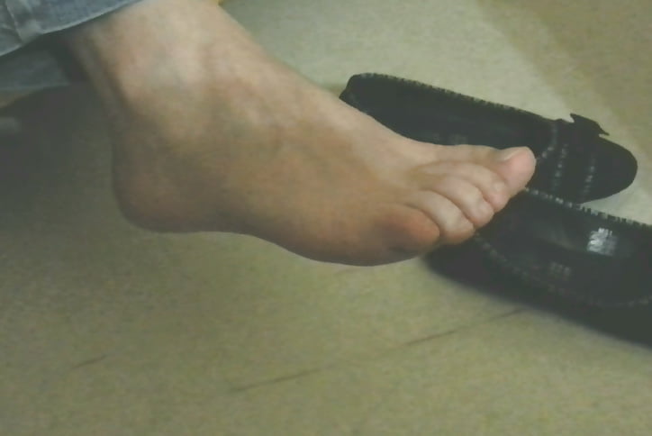 Candid feet porn pictures