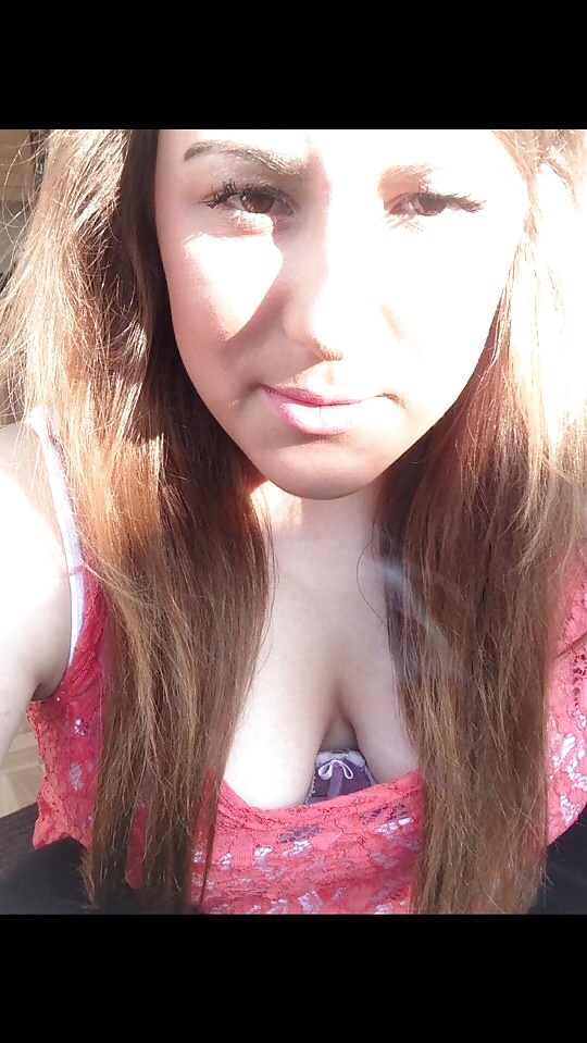 Sexy Big Titted Chav porn pictures