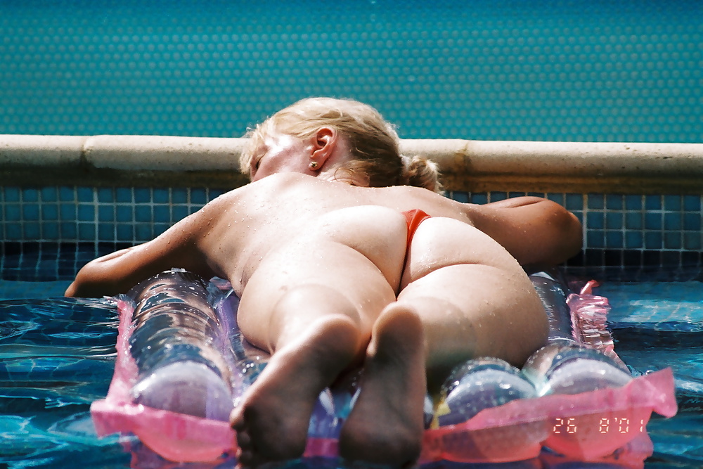 french slut milf on the pool porn pictures