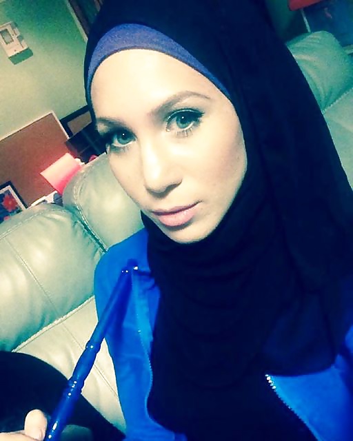 Horny hijabie girl - She need hard sex porn pictures