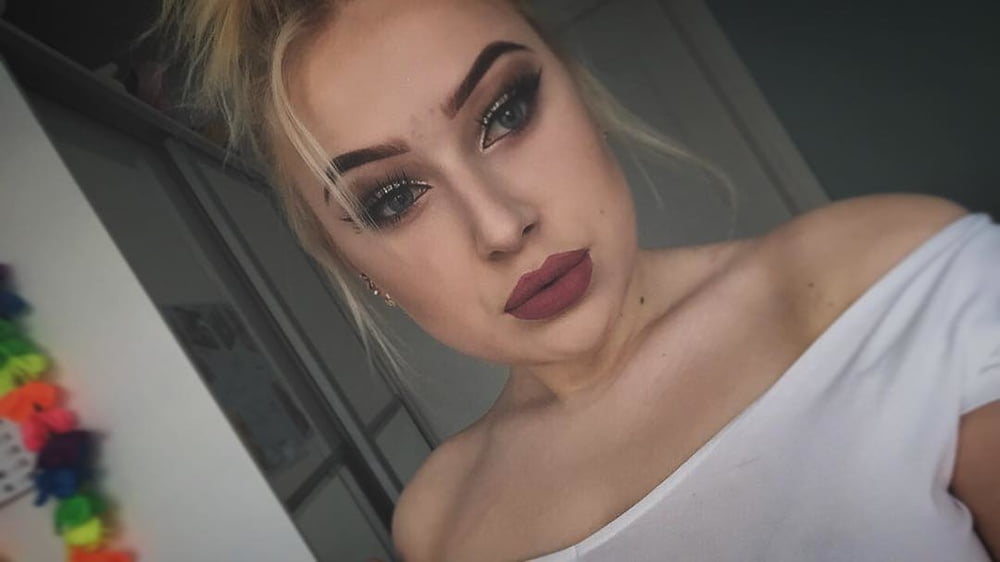 Mloda Polska dziwka czeka na sperme porn pictures