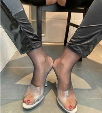 clear high heel mules pissing         