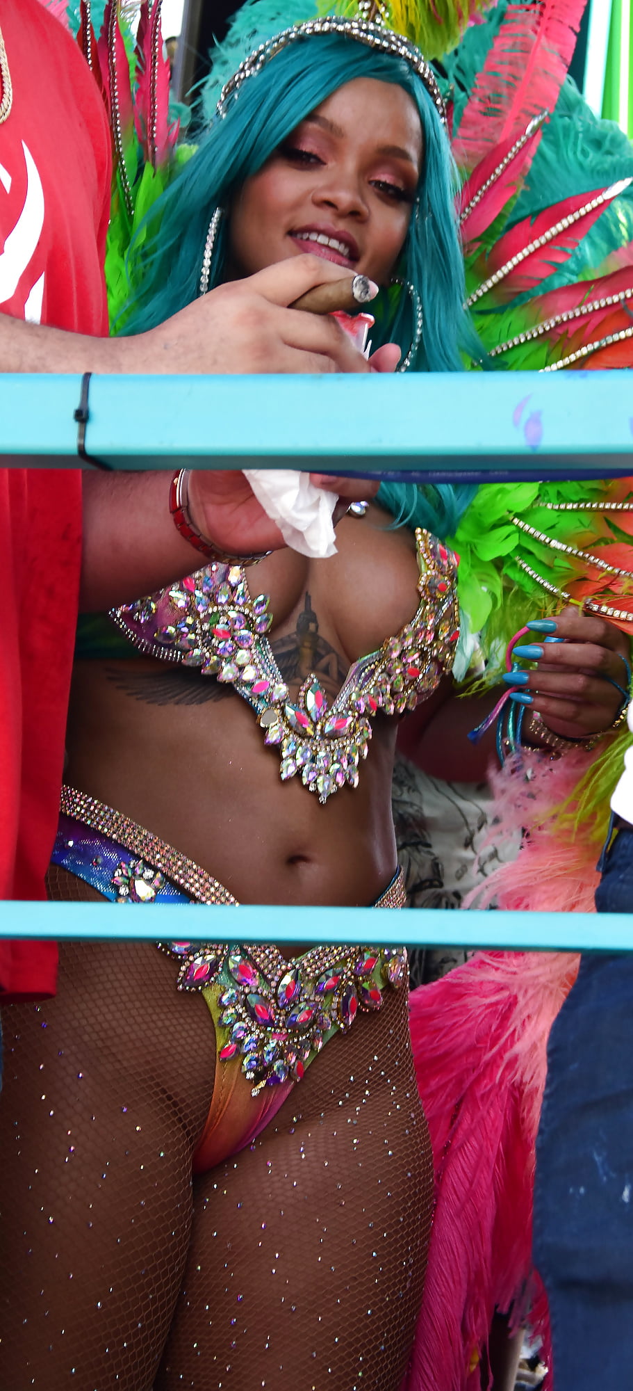 Rihanna 2017 Barbados Carnival Amazing Thick Ass And Tits