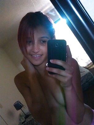 Sexy Latino Teenie porn pictures