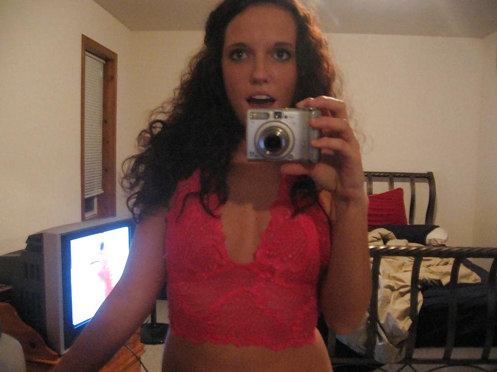 Pretty Amateur Teen Maria 1 porn pictures