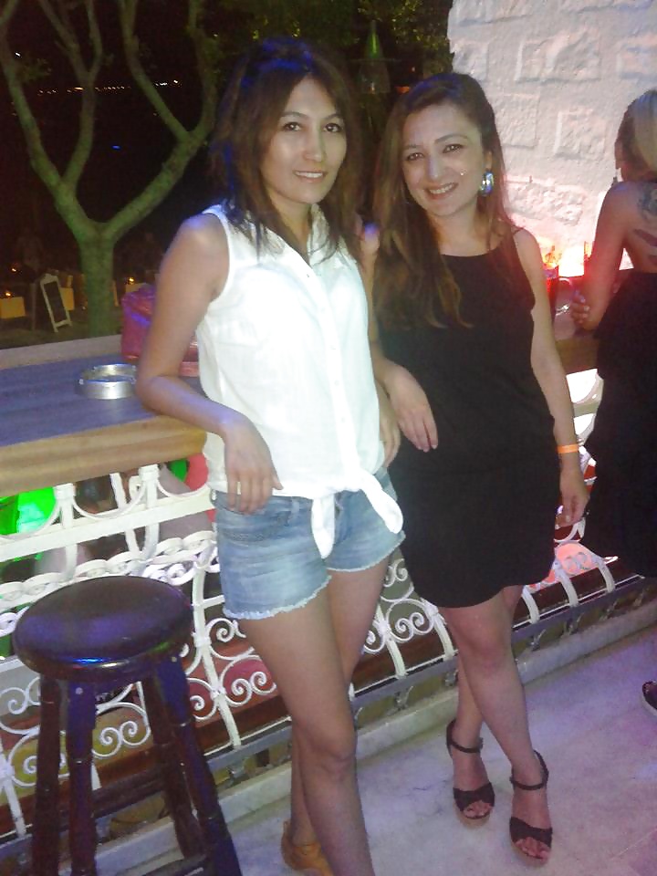 Turkish Mom Hatice porn pictures