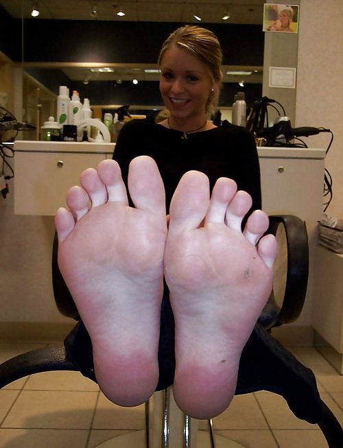 Sexy female feet and soles porn pictures