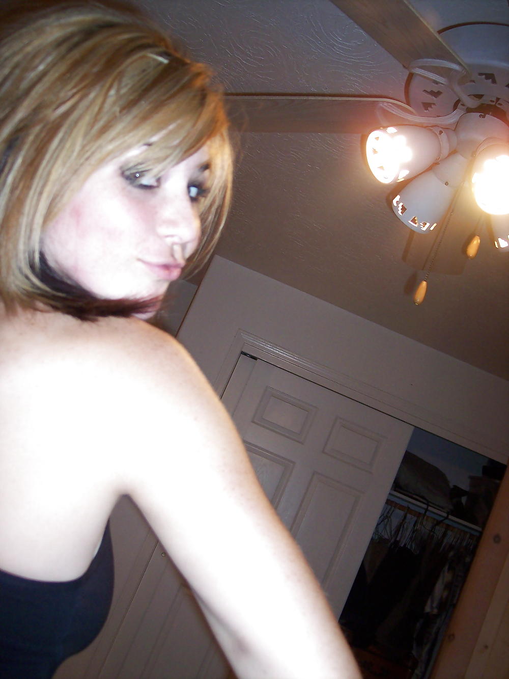 sExY bLoNdE porn pictures