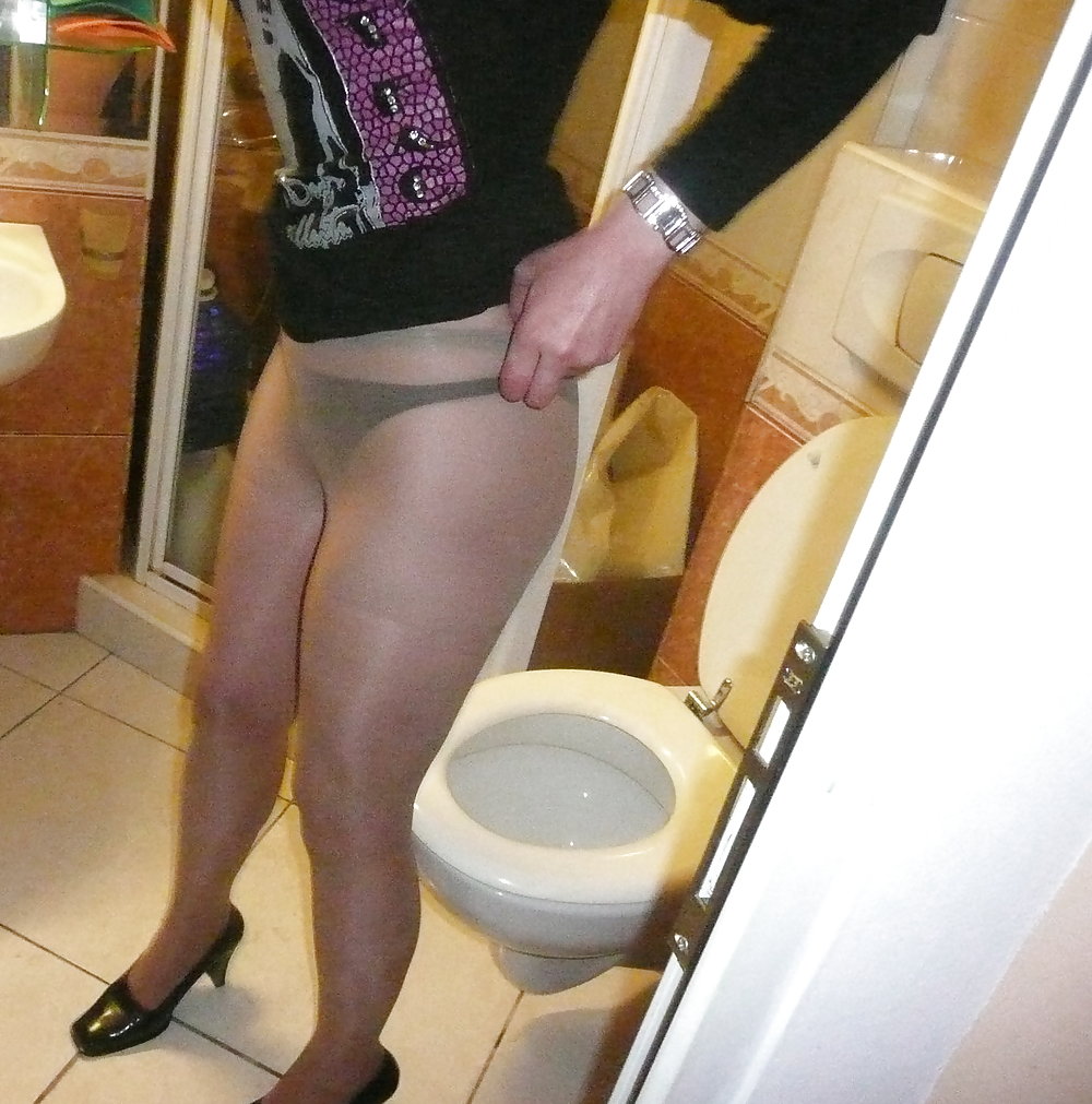 Andreea 31y porn pictures