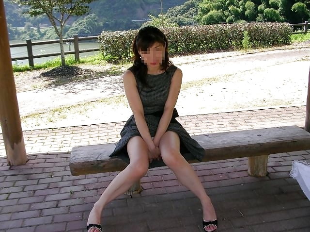 Japanese amateur outdoor 608 porn pictures