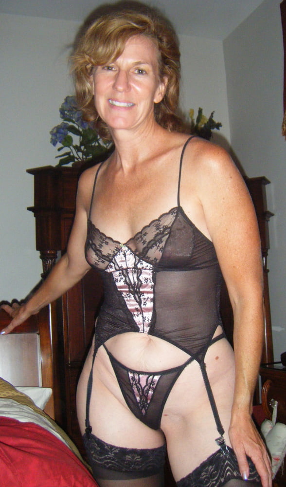 Mature non nude collection 2
