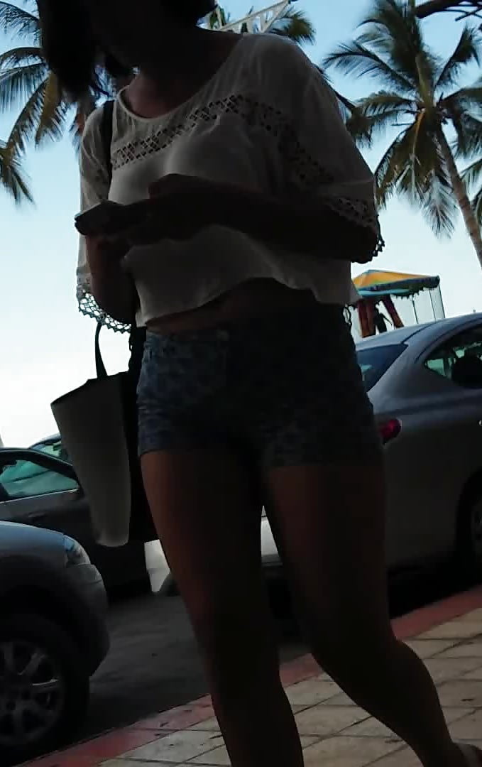 Voyeur streets of Mexico Candid girls and womans 27 porn pictures