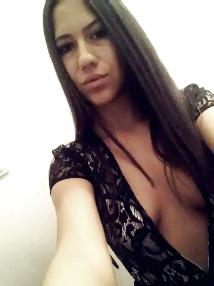 Romanian Teen Slut Bianca P porn pictures