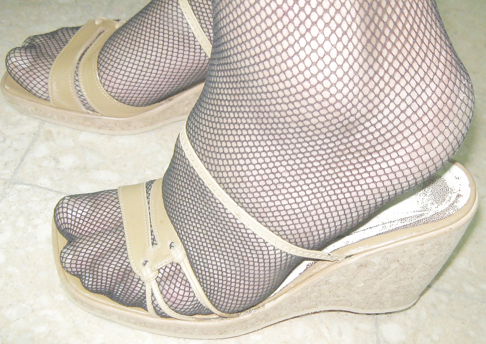 Feet nylon 2 porn pictures