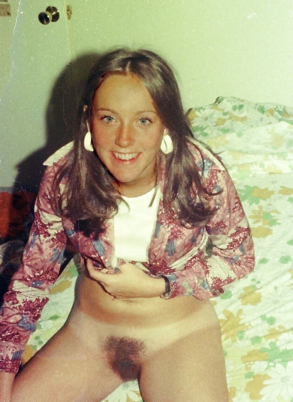 Vintage Wives & Girlfriends 36 porn pictures