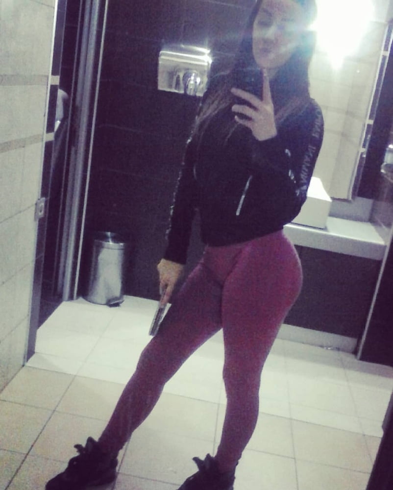 Iva Beybe Nikolic porn pictures