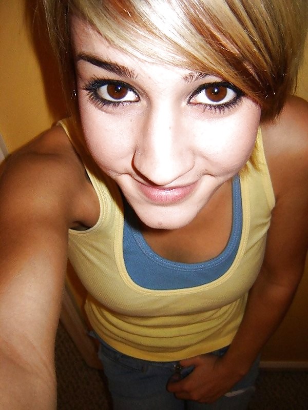 Slutty Princesses porn pictures