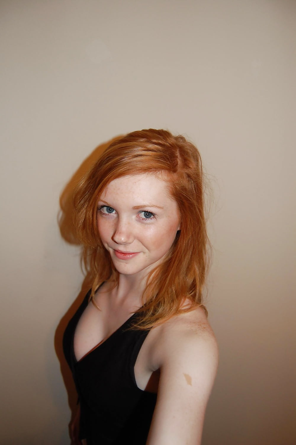 Amazing Redhead Ladys porn pictures