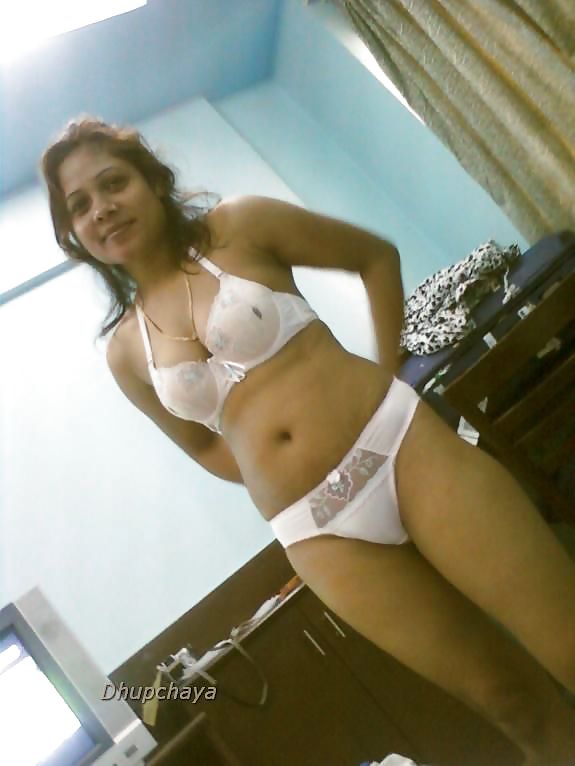 Bangladeshi Call Girl In Hotel  Room porn pictures