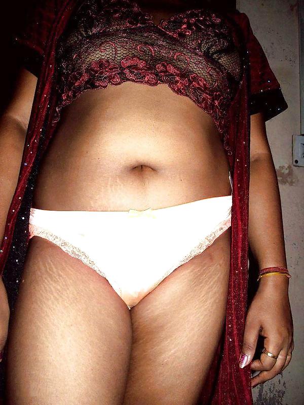 Indian in nightie porn pictures
