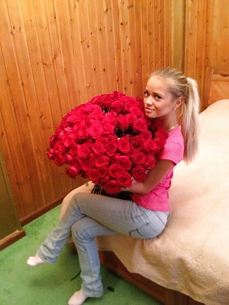 Blond and small porn pictures