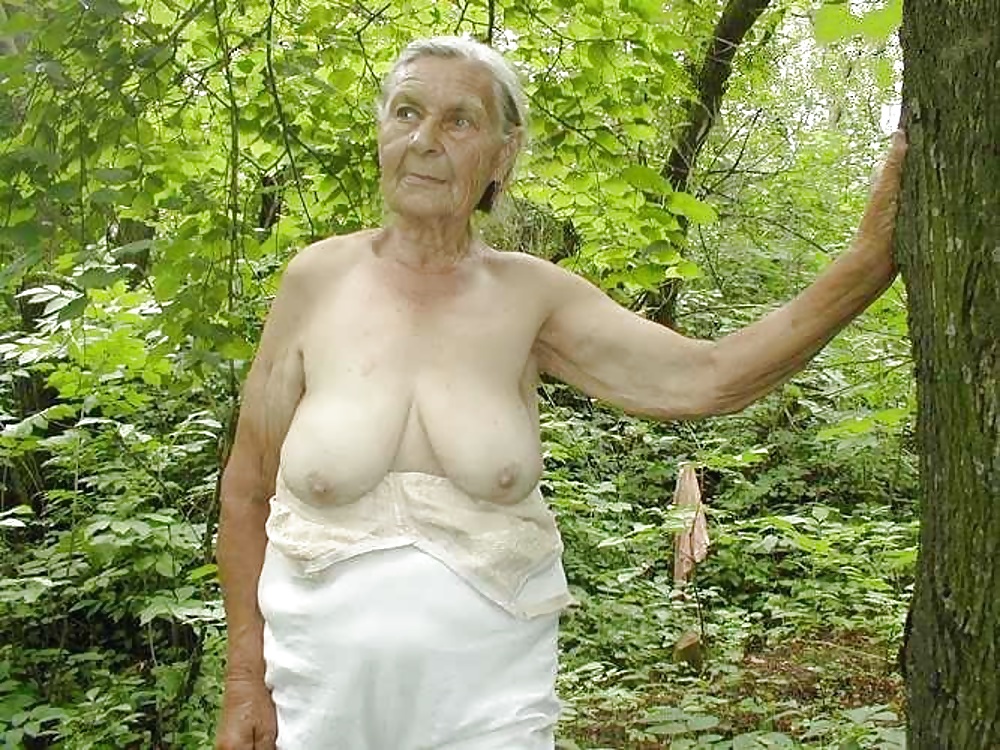 find-the-oldest-woman-naked