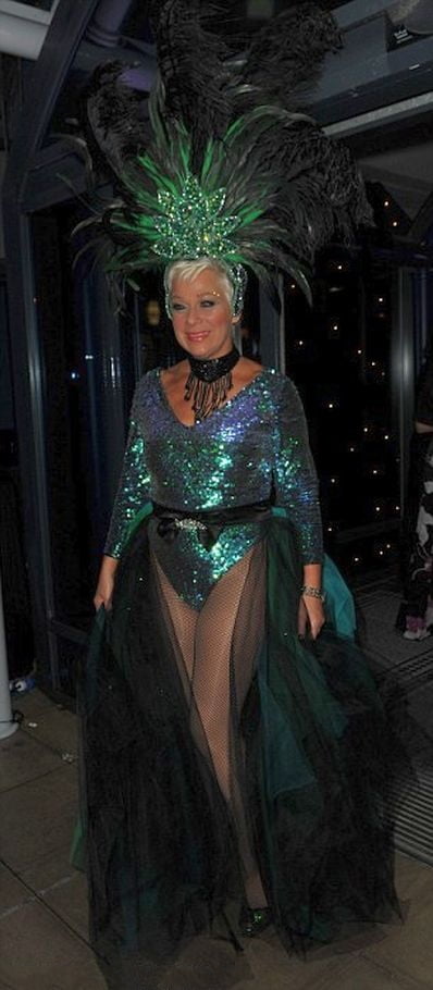 UK Mature Denise Welch - 116 Photos 