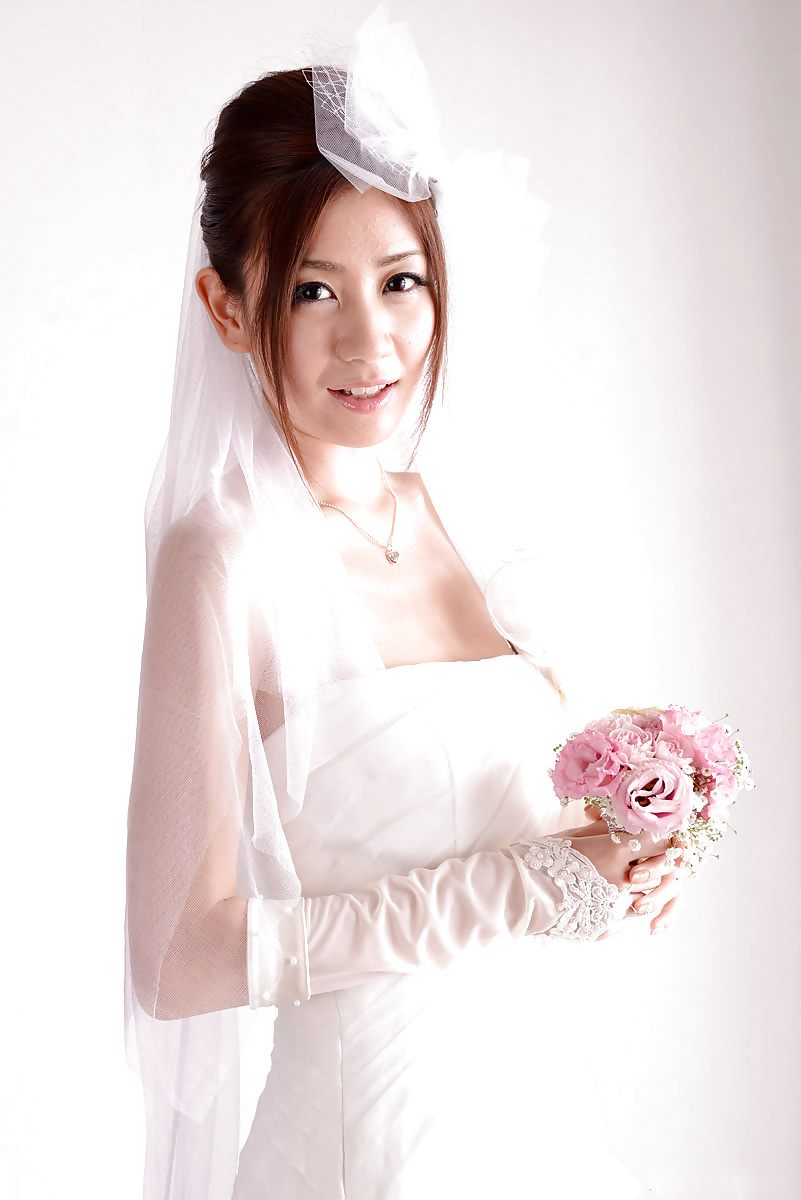 Japanese bride nude porn pictures
