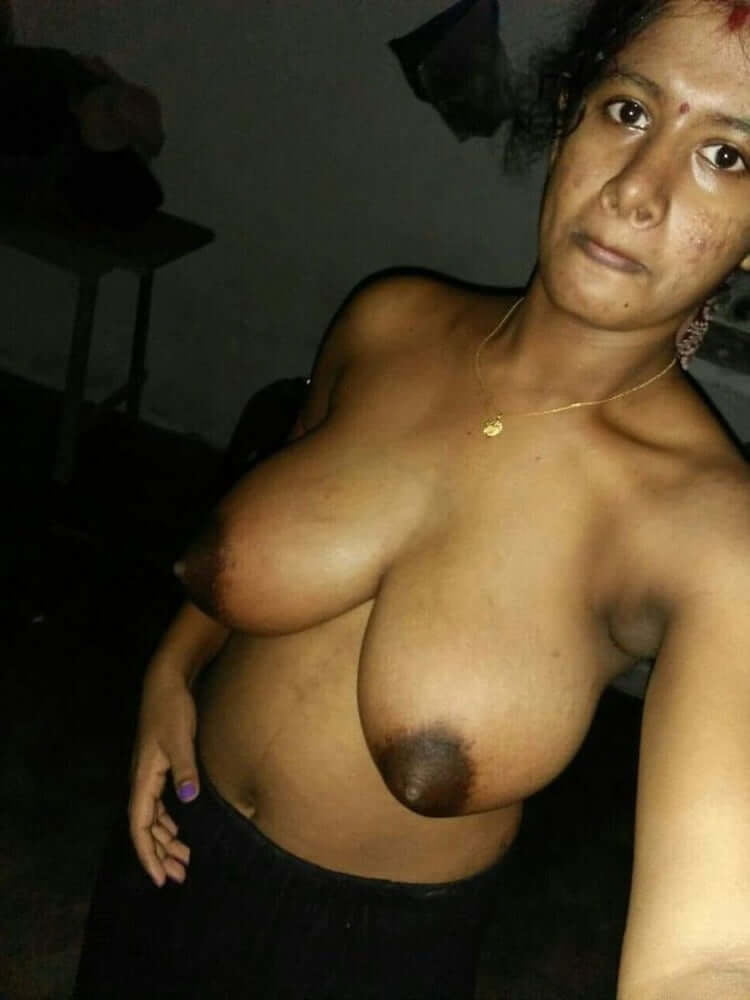 Beautiful Desi Teen Porn Sexy Preeti Juicy Boobs