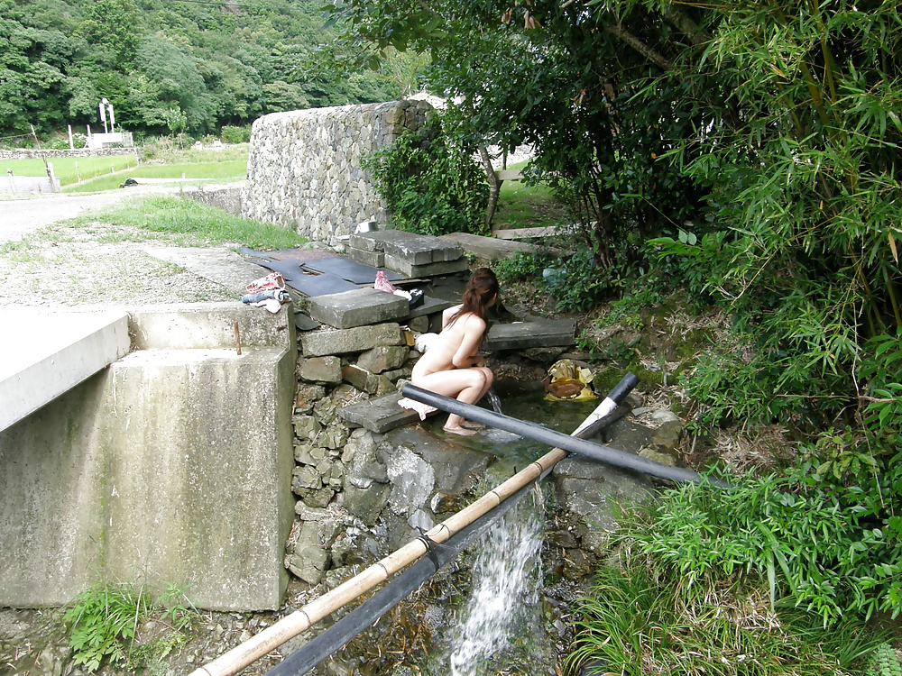 Japanese amateur outdoor 109 porn pictures