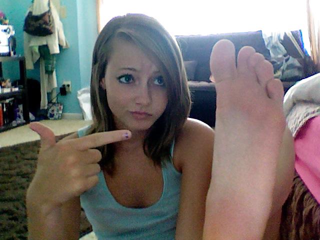 Awesome Amateur Teen Feet Part XVII porn pictures