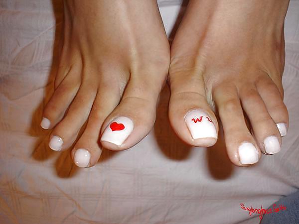 Long Toes porn pictures