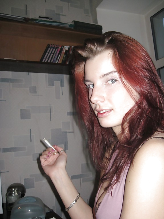 Amateur Redhead Teen. porn pictures