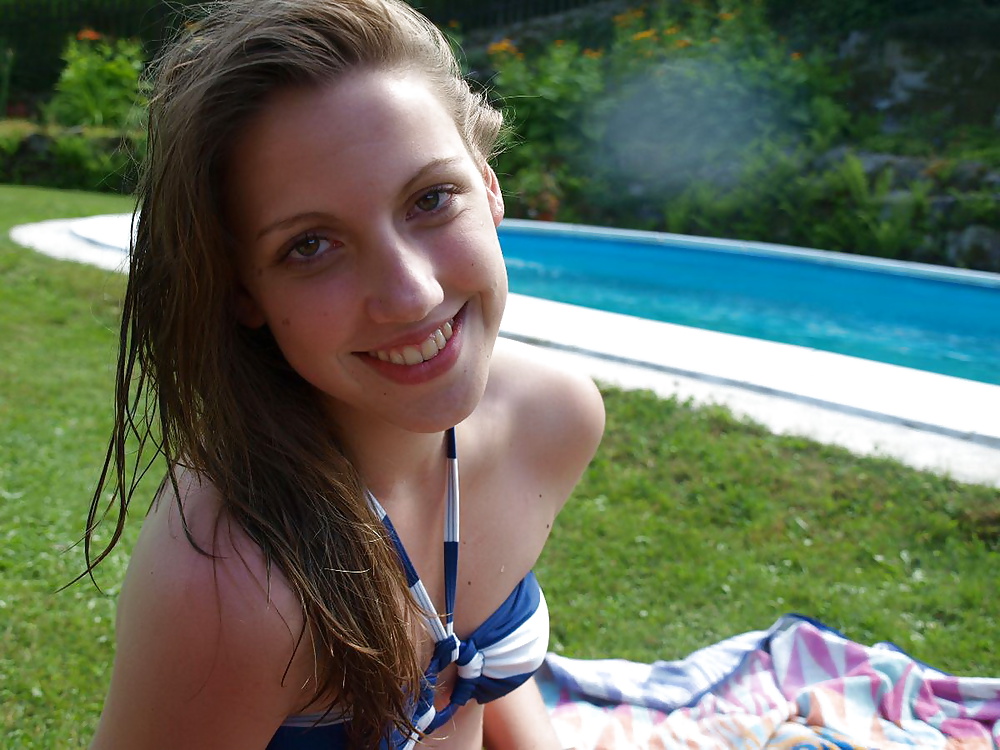 Bikini teens in the garden porn pictures