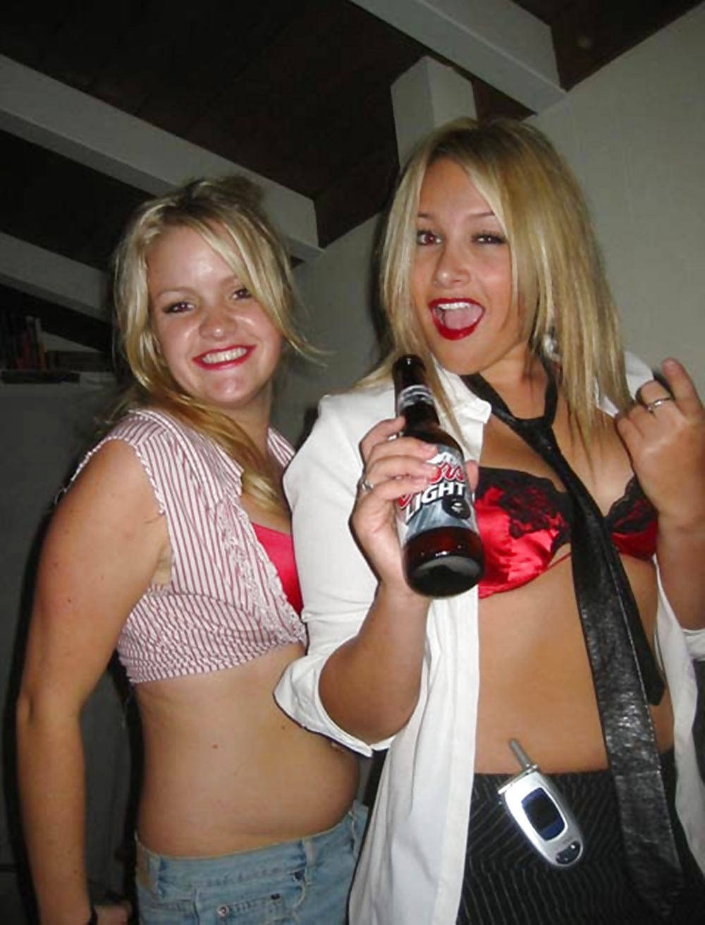 party Girls Erotica 8 By twistedworlds porn pictures