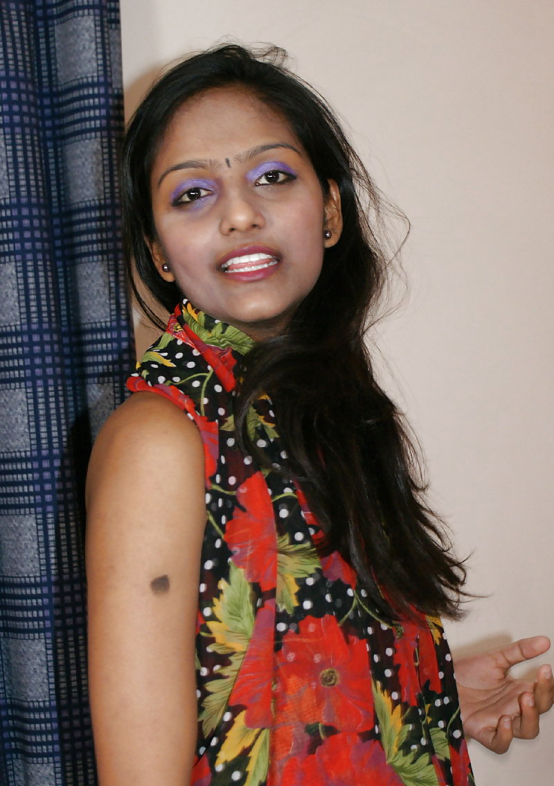 Indian girl striptease - travelodge hotel pics porn pictures