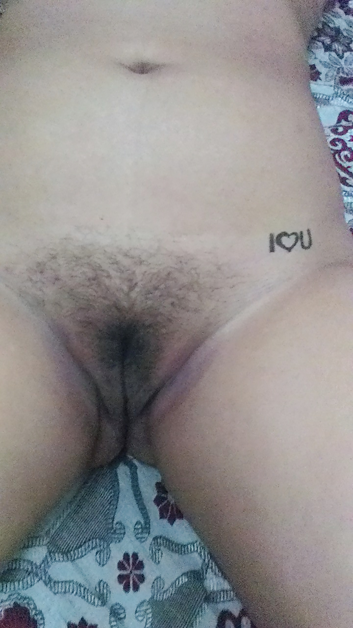 Everyday Girl Next Door Type Mix porn pictures