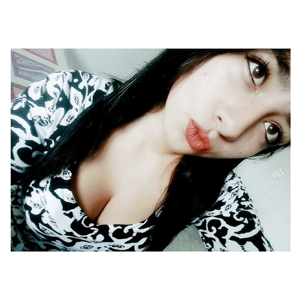 PRIMAS CHICHONAS porn pictures