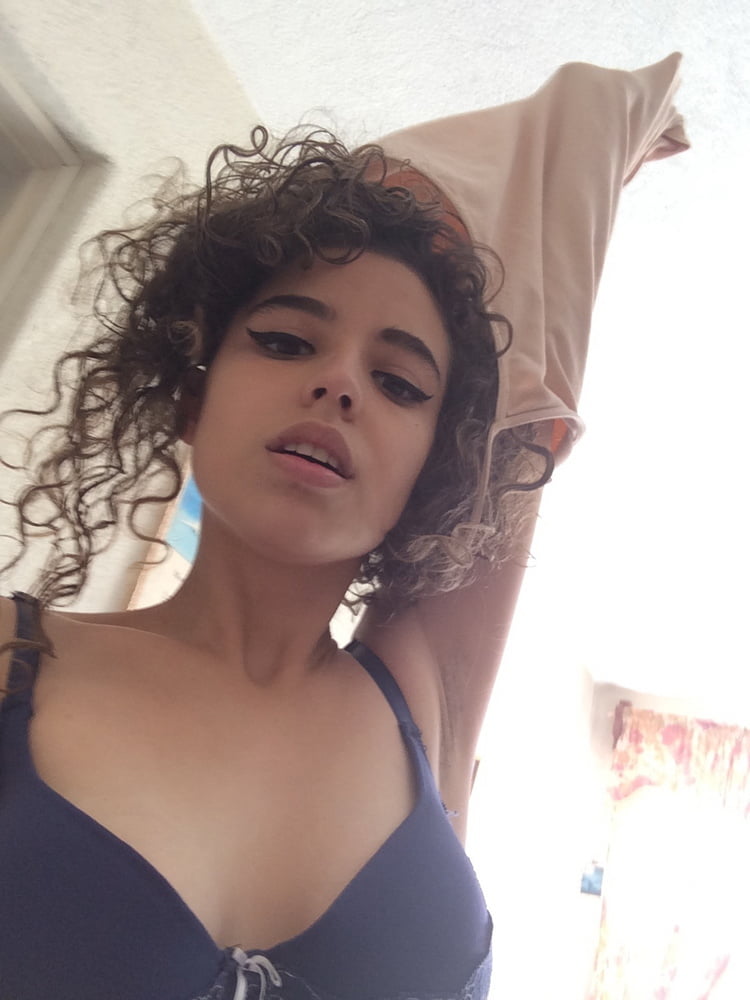 March 2019 Latina Teen Selfies porn pictures