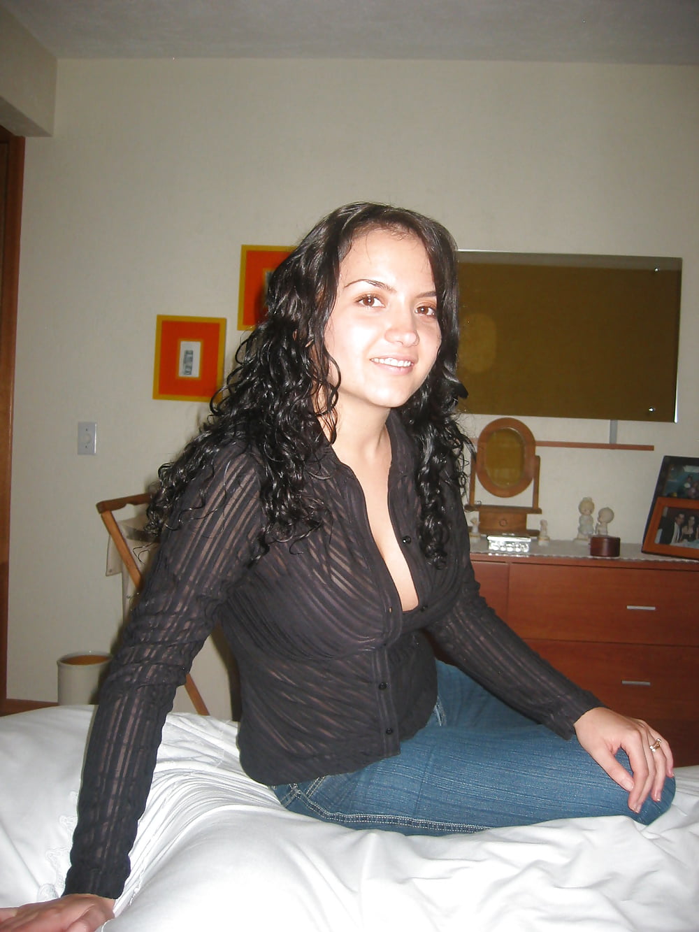 Latina Teen Needs Fuck porn pictures