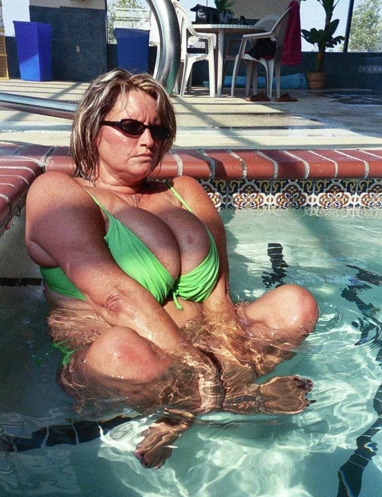 Big Tits Big Ass Amateur Mature MILF - Wife - Gilf - Granny porn pictures