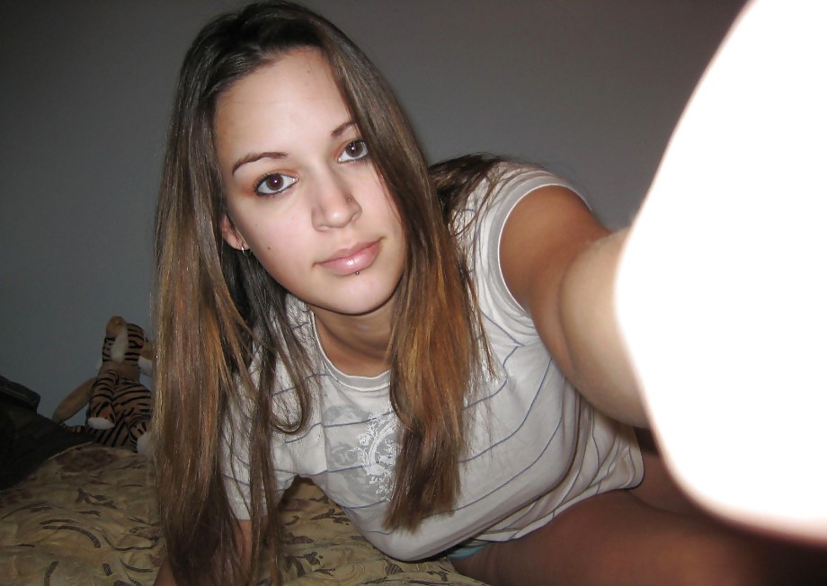 Skinny Hot Girl porn pictures