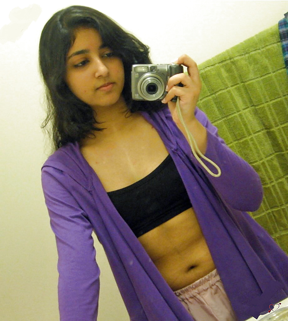 Sexy Young Desi Teens (Non-Nude) porn pictures