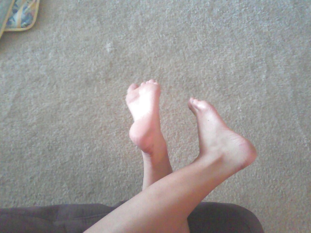 Sexy Ex's Feet porn pictures
